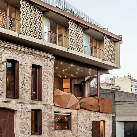 Otel Somiatruites Igualada