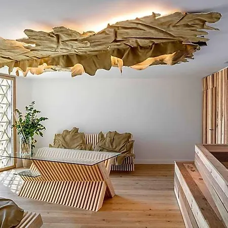 Somiatruites Hotel Igualada